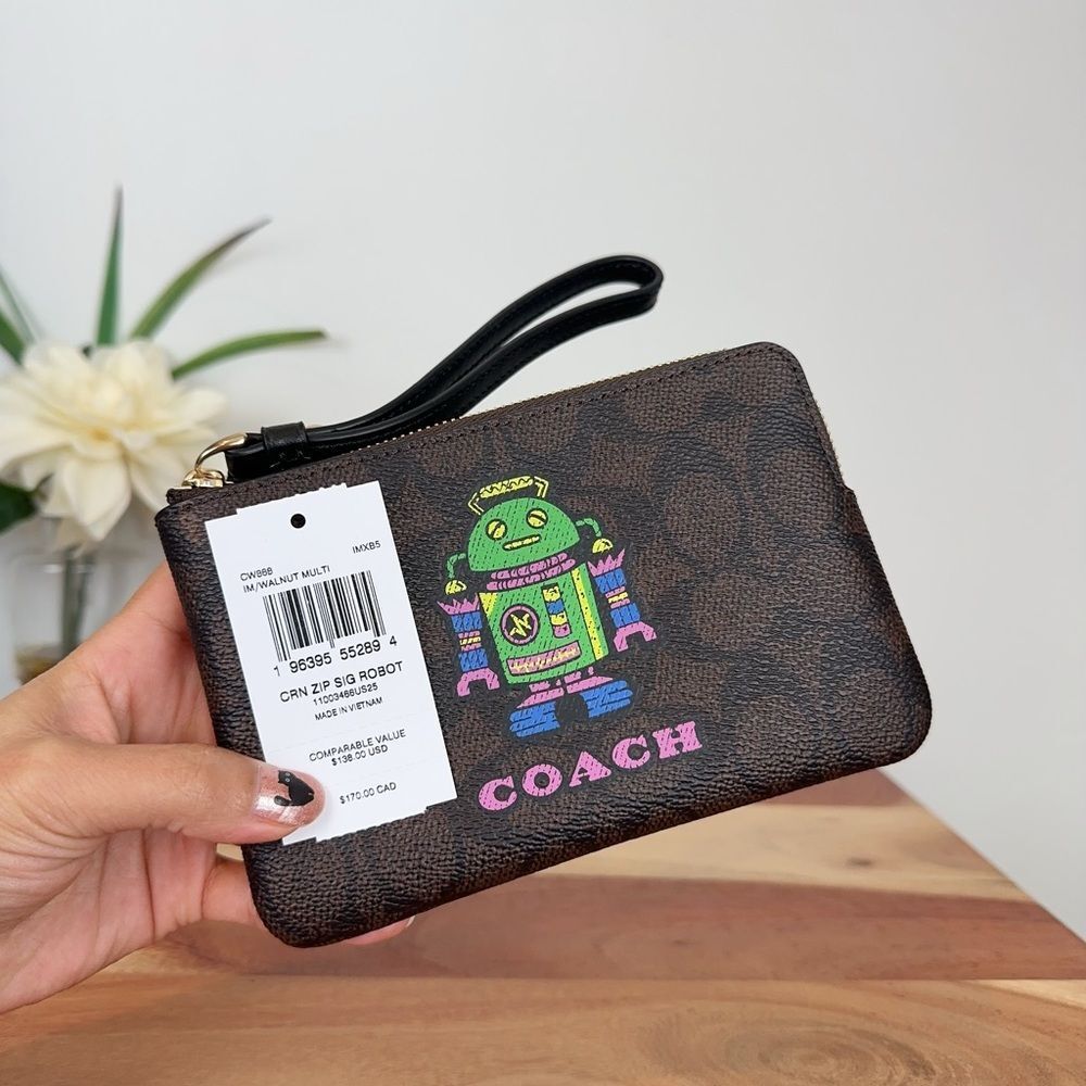 NWT Coach Cosmic Coach Corner Zip Wristlet In Signature Canvas With Robot Print - Picture 5 of 6